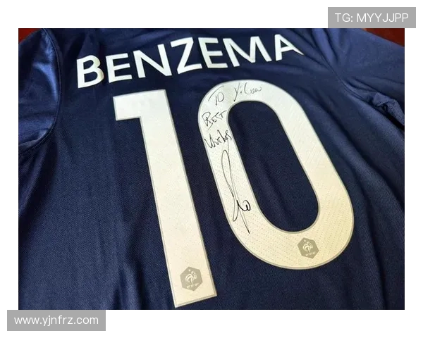 卡里姆·本泽马的足球生涯传奇与影响力探索 卡里姆·本泽马的足球生涯传奇与影响力探索