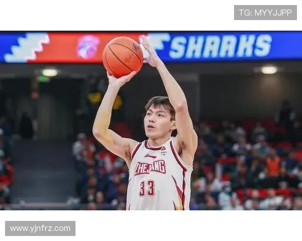 吴前引领球队攻防两端全面爆发展现中国男篮核心领袖风采 吴前引领球队攻防两端全面爆发展现中国男篮核心领袖风采