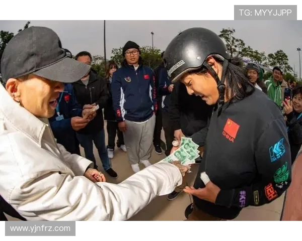 深圳滑板队状态引发热议球迷与专家各执己见探讨未来发展方向 深圳滑板队状态引发热议球迷与专家各执己见探讨未来发展方向