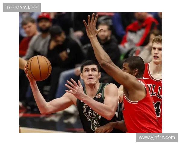 公牛与雄鹿精彩对决回顾视频分析及赛后精彩瞬间分享